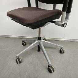  - 2026-02-04 12.03.21