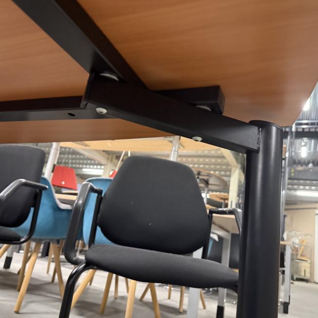  - 1x tafel en 4x stoelen kan als set of los verkocht worden (1)