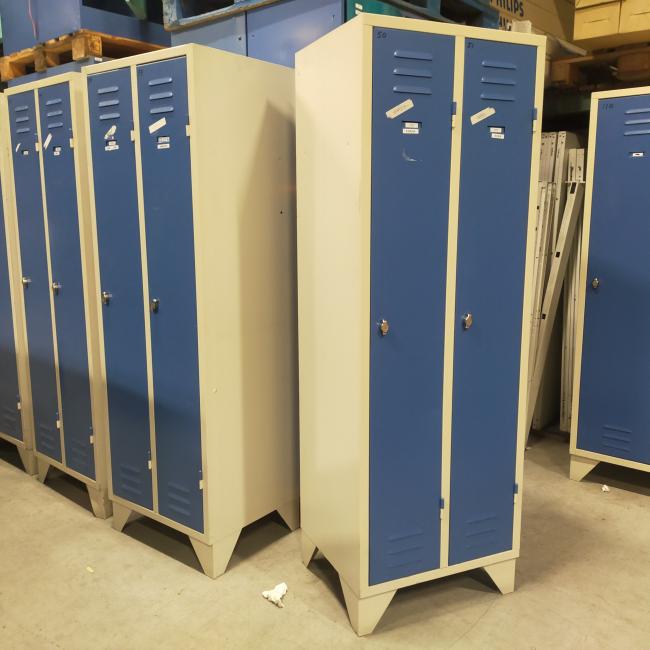  - 4x 125,- pst ex. 2-deurs grijs blauw retro vintage industriele stalen lockerkasten 180x60x50 cm (16)