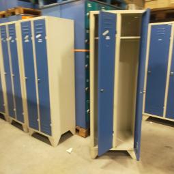  - 4x 125,- pst ex. 2-deurs grijs blauw retro vintage industriele stalen lockerkasten 180x60x50 cm (18)