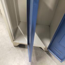  - 4x 125,- pst ex. 2-deurs grijs blauw retro vintage industriele stalen lockerkasten 180x60x50 cm (22)
