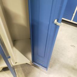  - 4x 125,- pst ex. 2-deurs grijs blauw retro vintage industriele stalen lockerkasten 180x60x50 cm (23)