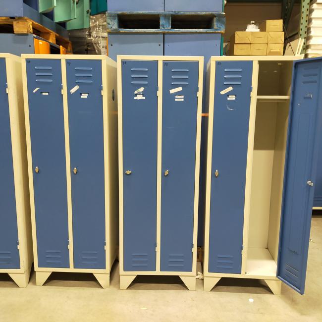  - 4x 125,- pst ex. 2-deurs grijs blauw retro vintage industriele stalen lockerkasten 180x60x50 cm (8)