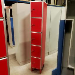  - 4x Aeastic 5-deurs rode lockers hout aluminium met nieuwe sloten eurolocks in zeer nette staat (9)