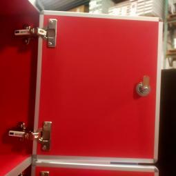  - 4x Aeastic 5-deurs rode lockers hout aluminium met nieuwe sloten eurolocks in zeer nette staat (13)