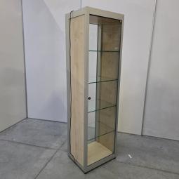  - vitrine afm 52x42x182 bxdxh  binnenmaat 47x41 bxd , hoogte tussen schappen 33 cm  (4)