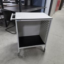  - magazijnwagen afm 65x45x85 cm hoog  (1)