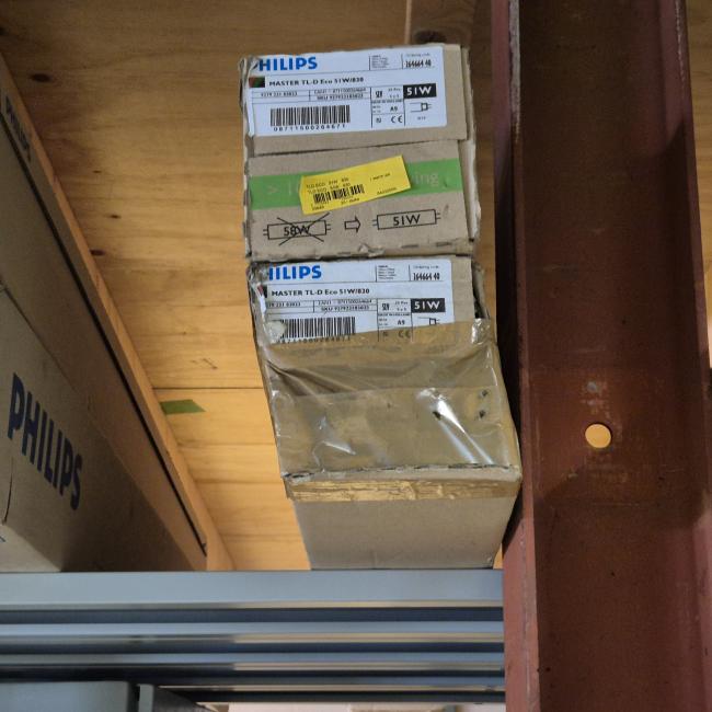  - 2 DOZEN TL BUIZEN 51 WATT KLEUR 830