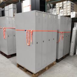  - partij 37x induistriele metalen lockerkasten 2-deursgrijs (115)