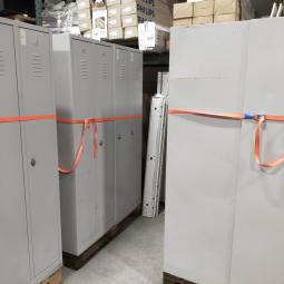  - partij 37x induistriele metalen lockerkasten 2-deursgrijs (116)