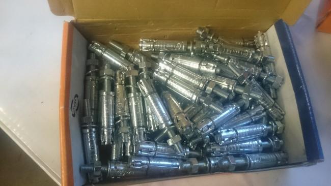  - 5-dozen-keilbouten-totaal-250-stuks--(2)-full