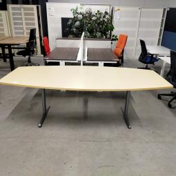  - ahrend 500 met ahorn kleur ovaal tonvormig blad (2)