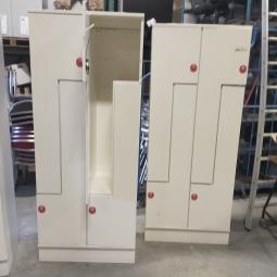  - partij Oostwoud witte metalen Z-lockerkasten kledinglockers 4-deurs 195x80x50 cm met nieuww sloten eurolocks (15)