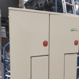  - partij Oostwoud witte metalen Z-lockerkasten kledinglockers 4-deurs 195x80x50 cm met nieuww sloten eurolocks (19)