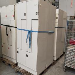  - partij Oostwoud witte metalen Z-lockerkasten kledinglockers 4-deurs 195x80x50 cm met nieuww sloten eurolocks (32)