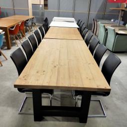  - partij goedkope sledestoelen eetkamerstoelen met zwart kunststleder bekleding (1)