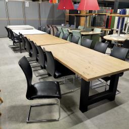  - partij goedkope sledestoelen eetkamerstoelen met zwart kunststleder bekleding (5)