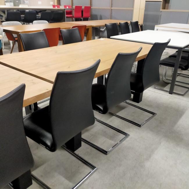  - partij goedkope sledestoelen eetkamerstoelen met zwart kunststleder bekleding (14)