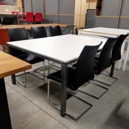  - partij goedkope sledestoelen eetkamerstoelen met zwart kunststleder bekleding (15)