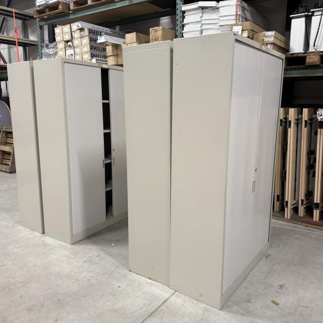  - 4x van blerk werkplaats garage kasten met roldeuren (16)