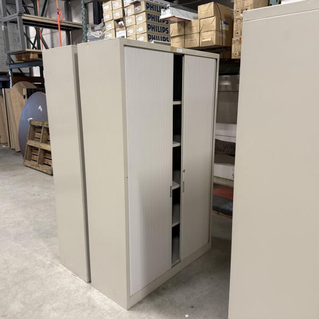  - 4x van blerk werkplaats garage kasten met roldeuren (20)