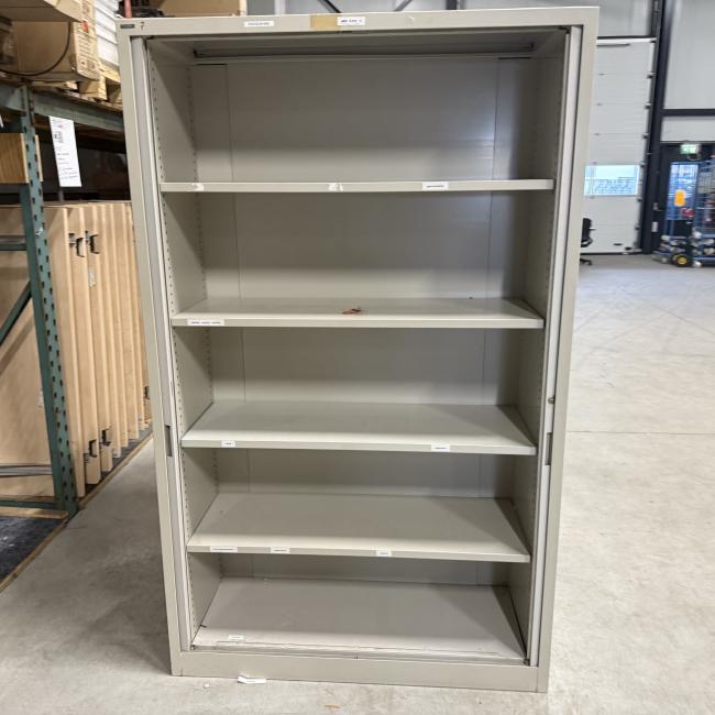  - 4x van blerk werkplaats garage kasten met roldeuren (23)