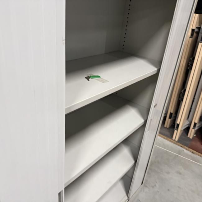  - 4x van blerk werkplaats garage kasten met roldeuren (6)