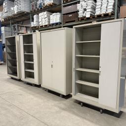  - 4x van blerk werkplaats garage kasten met roldeuren (8)