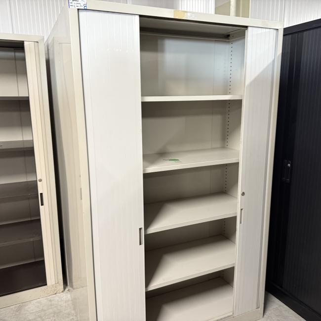  - 4x van blerk werkplaats garage kasten met roldeuren (64)