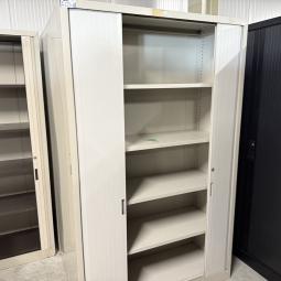  - 4x van blerk werkplaats garage kasten met roldeuren (64)