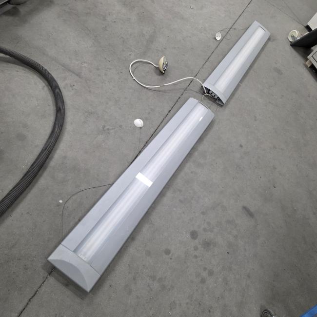  - lange 2-delige  hanglamp afm 2x130x20x5 cm  (2)