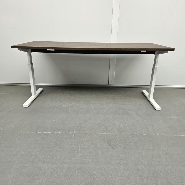  - 2026-03-06 12.02.31