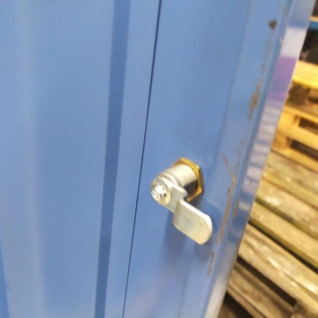  - LK869 12x 3-deurs extra brede deuren 185x120x50 cm 225,- per stuk ex (11)