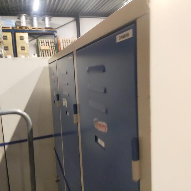  - LK869 12x 3-deurs extra brede deuren 185x120x50 cm 225,- per stuk ex (17)