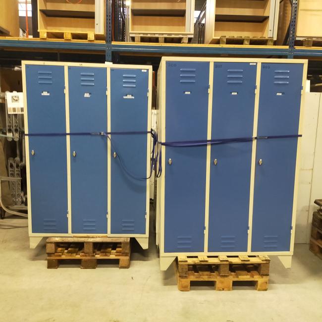  - LK869 12x 3-deurs extra brede deuren 185x120x50 cm 225,- per stuk ex (19)