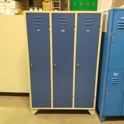  - LK869 12x 3-deurs extra brede deuren 185x120x50 cm 225,- per stuk ex (20)