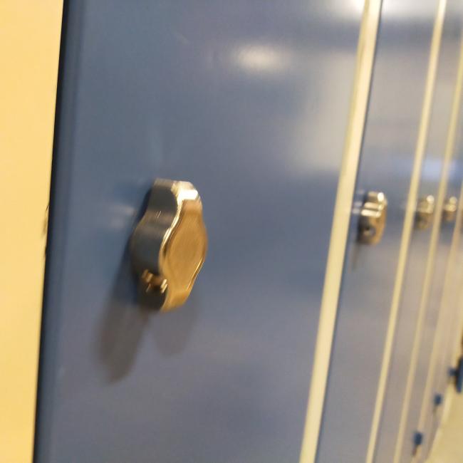  - LK869 12x 3-deurs extra brede deuren 185x120x50 cm 225,- per stuk ex (26)