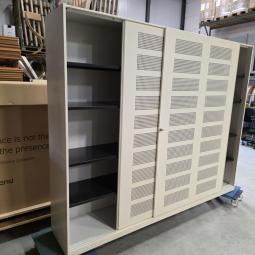 - akoestische schuifdeurkast 240x195x45 cm  (2)