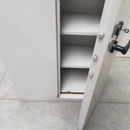  - 1x brandvertragende kluiskast met sleutel (4)