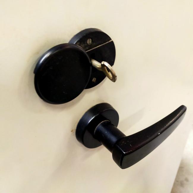  - 1x brandvertragende kluiskast met sleutel (5)