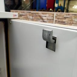  - 1x brandvertragende kluiskast met sleutel (6)