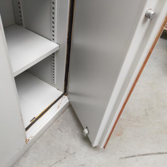  - 1x brandvertragende kluiskast met sleutel (7)