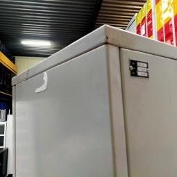  - 1x brandvertragende kluiskast met sleutel (1)