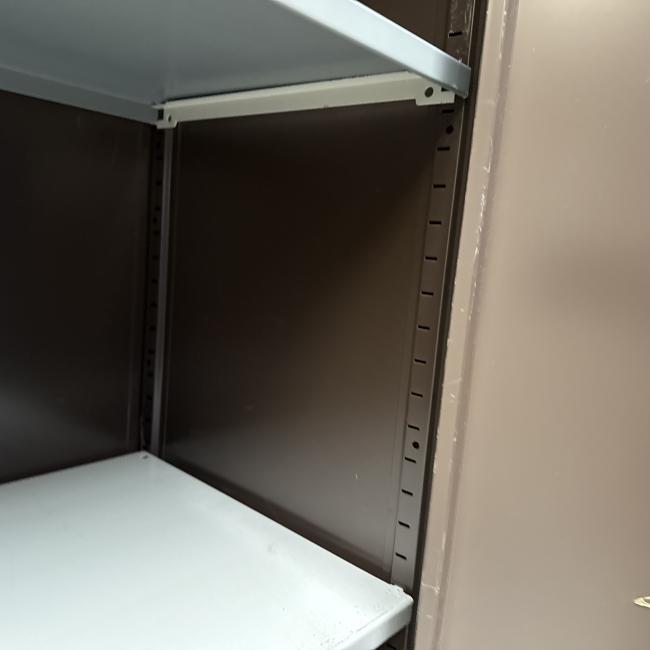  - 1x bruine stalen werkplaatskast (15)