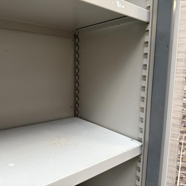  - 1x grijs 2-deurs ahrend werkplaats (4)