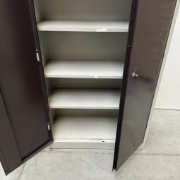  - 1x grijs bruin werkplaats garage (6)