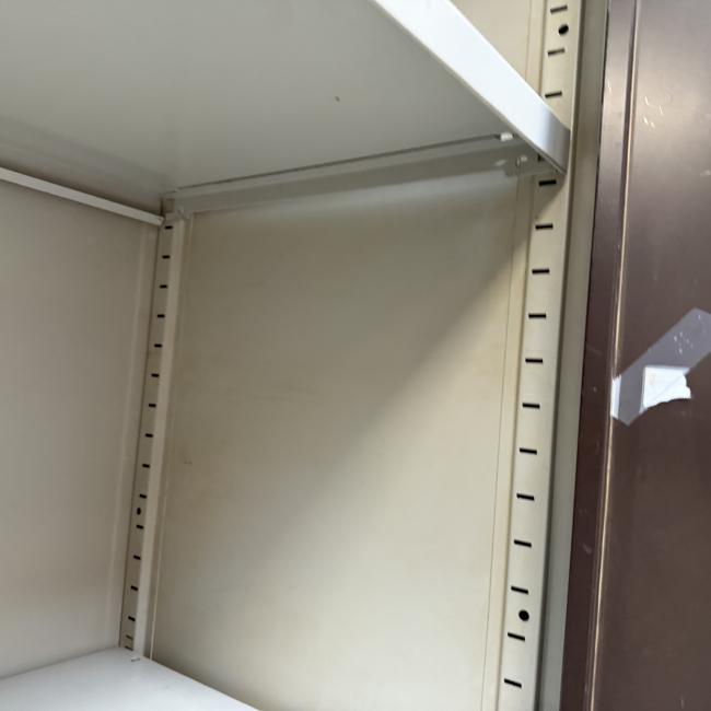  - 1x grijs bruin werkplaats garage (8)