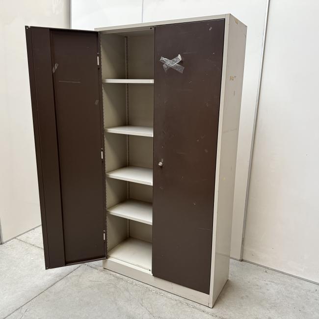  - 1x grijs bruin werkplaats garage (12)