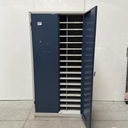  - ahrend zware degelijke stalen kast met heel veel schappen vakken (2)