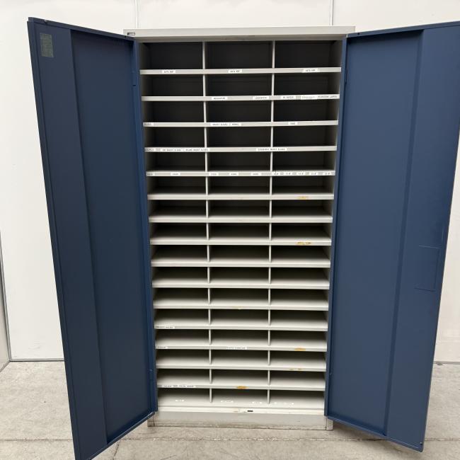  - ahrend zware degelijke stalen kast met heel veel schappen vakken (3)